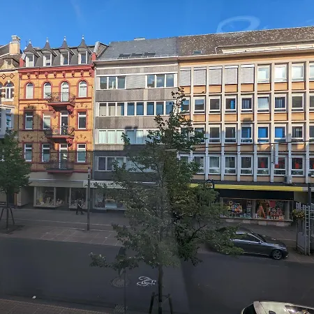 Schoenes Im Zentrum Von Ii קובלנץ