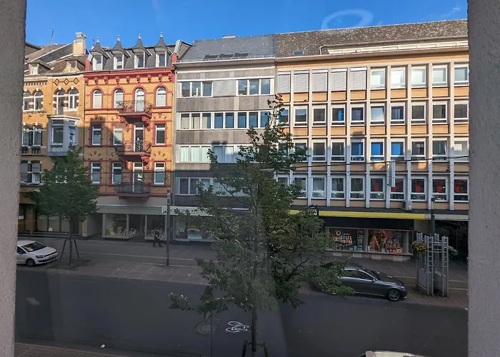 Schoenes Im Zentrum Von Ii קובלנץ